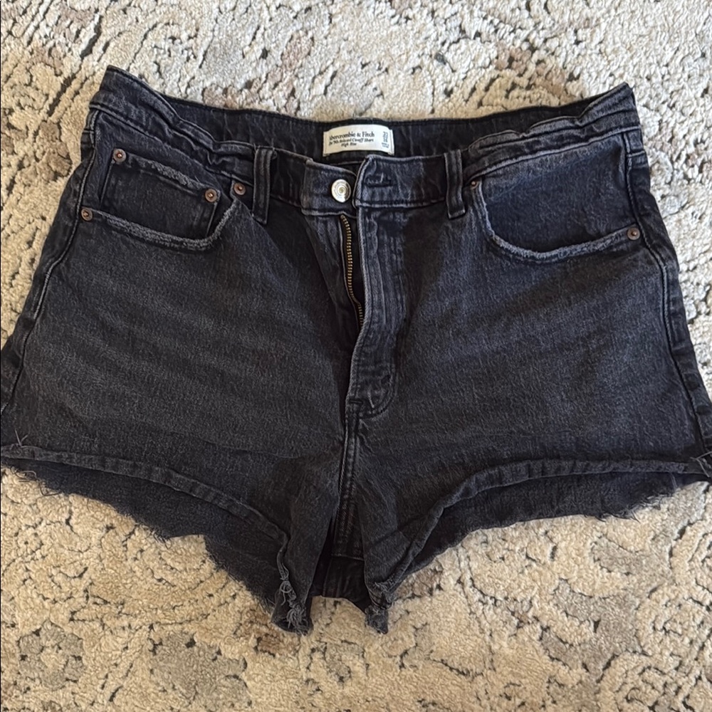 The 90s relaxed Cutoff Short - high rise - Abercrombie